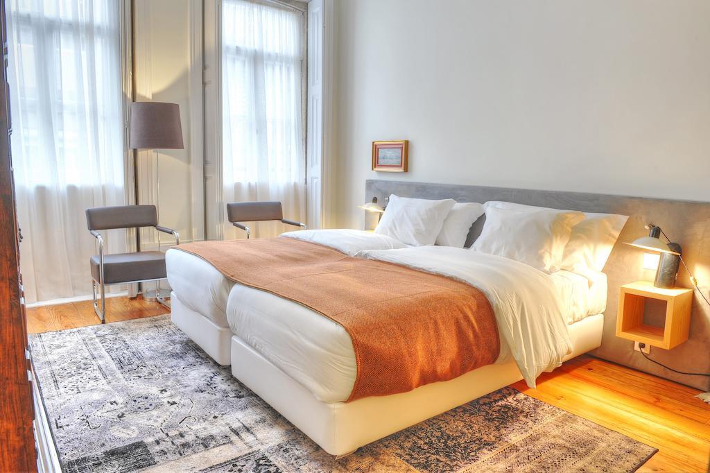 Three Houses & Bedrooms Porto Room photo