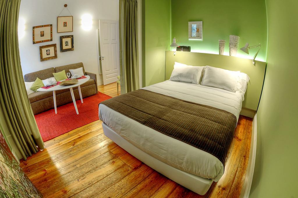Three Houses & Bedrooms Porto Room photo