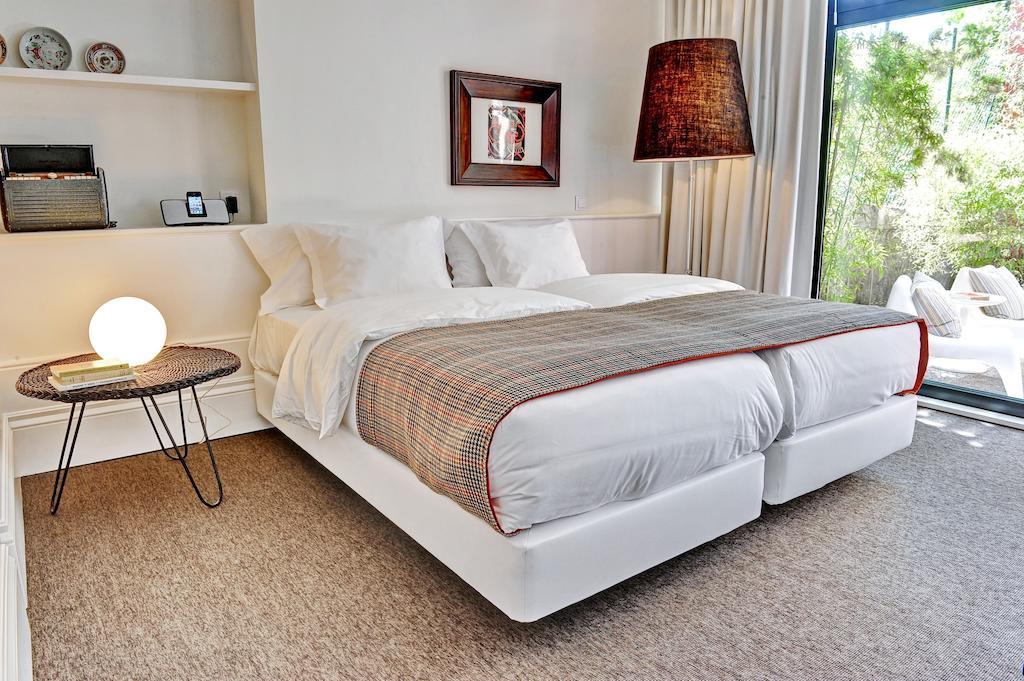 Three Houses & Bedrooms Porto Room photo